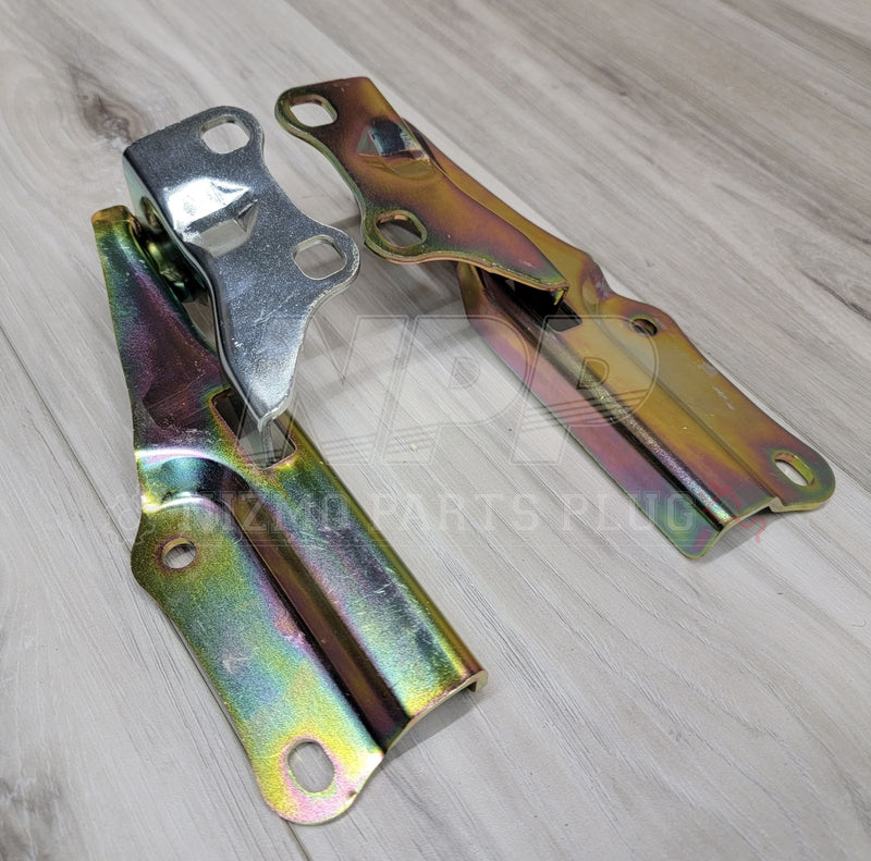 Load image into Gallery viewer, Nissan S15 Silvia Hood Hinge Bracket Set - NizmoPartsPlug