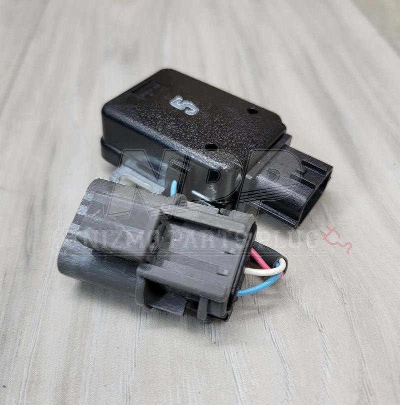 Load image into Gallery viewer, Nissan R33 Skyline GTST RB25DET Throttle Position Sensor TPS - NizmoPartsPlug