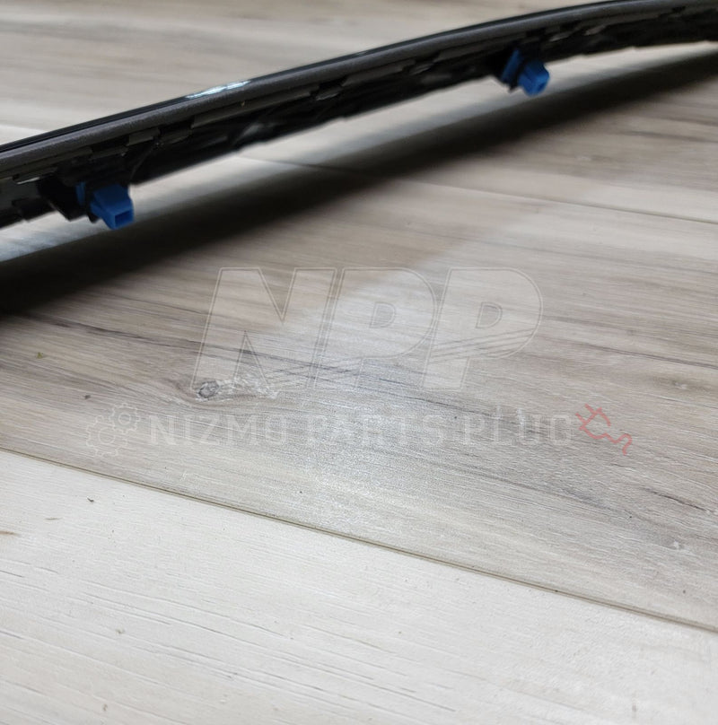 Load image into Gallery viewer, Nissan Z32 300ZX Third Brake Light Assembly - NizmoPartsPlug