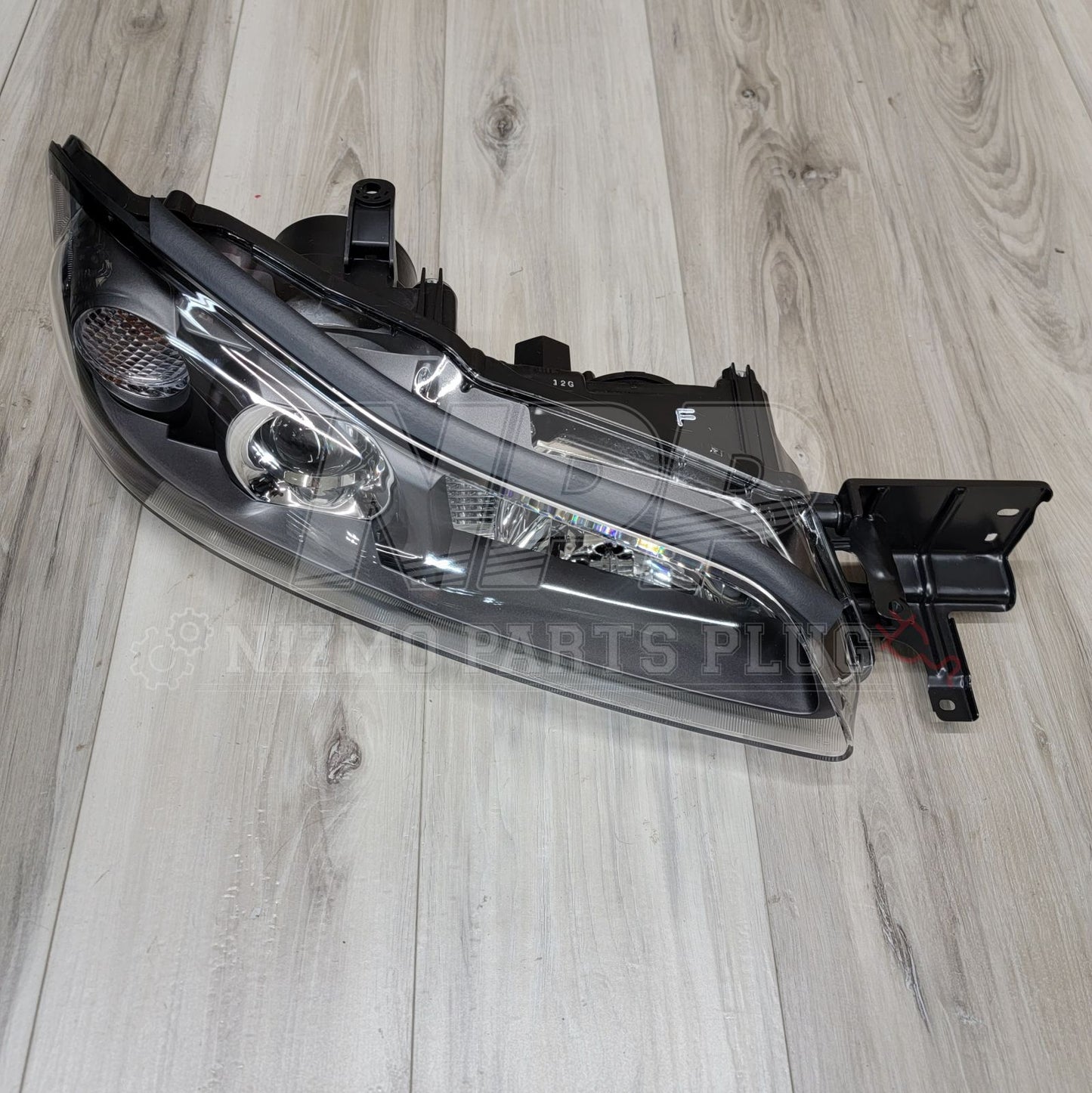 Nissan S15 Silvia Headlight Assembly RH (Halogen) - NizmoPartsPlug
