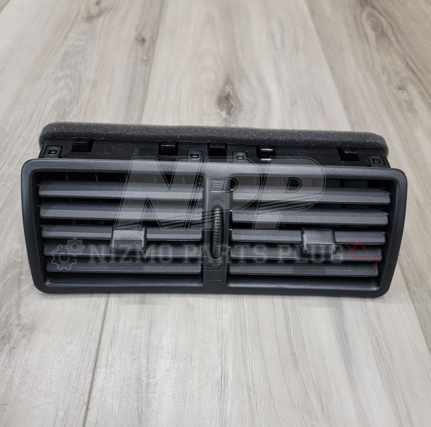 Nissan R32 Skyline Dashboard Center Ventilator Set