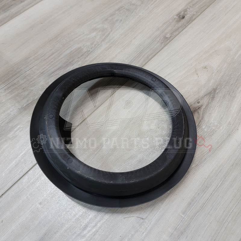 Load image into Gallery viewer, Nissan R34 Skyline Fuel Filler Neck Base Grommet - NizmoPartsPlug