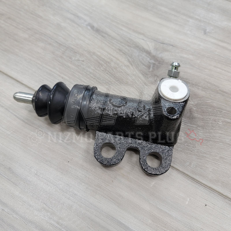 Load image into Gallery viewer, R32 Skyline GTR/R33 Skyline GTST Push Style Slave Cylinder Assembly - NizmoPartsPlug