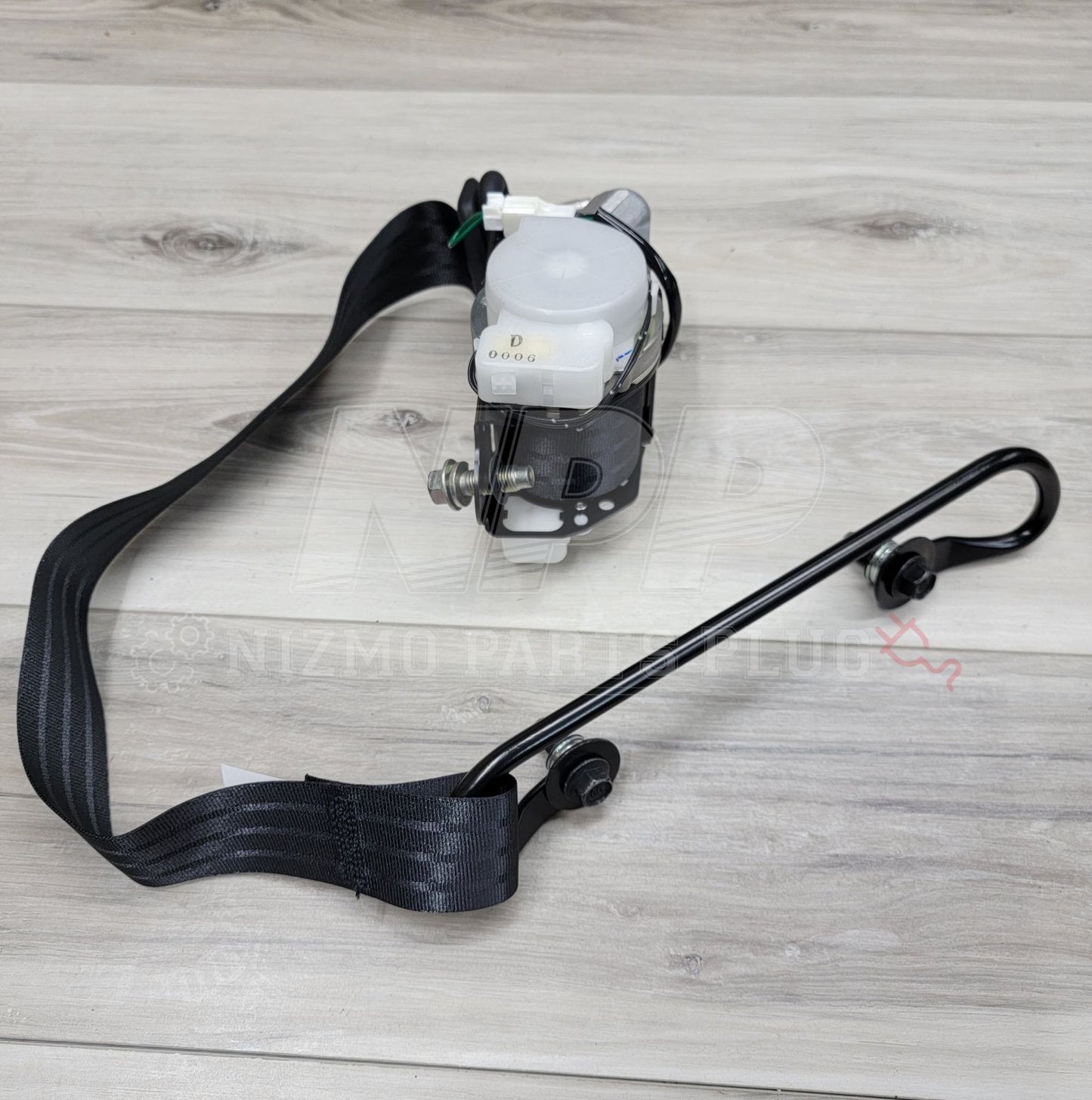 Nissan R34 Skyline GTR Front Seat Belt Set (Early Model) - NizmoPartsPlug