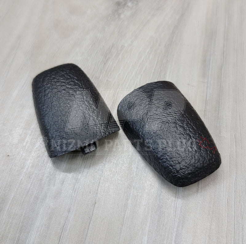 Load image into Gallery viewer, Nissan R33/R34 Skyline A-Pillar Handle Grip Cap Set - NizmoPartsPlug