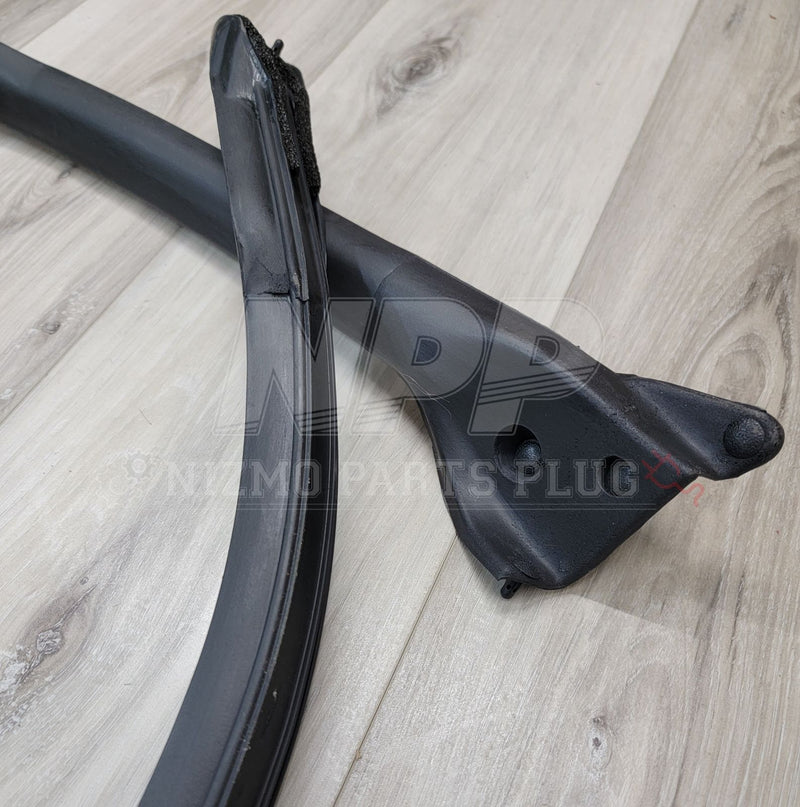 ギャラリービューアに画像をロードする, Nissan R32 Skyline Coupe LH Upper Window Weatherstrip - NizmoPartsPlug