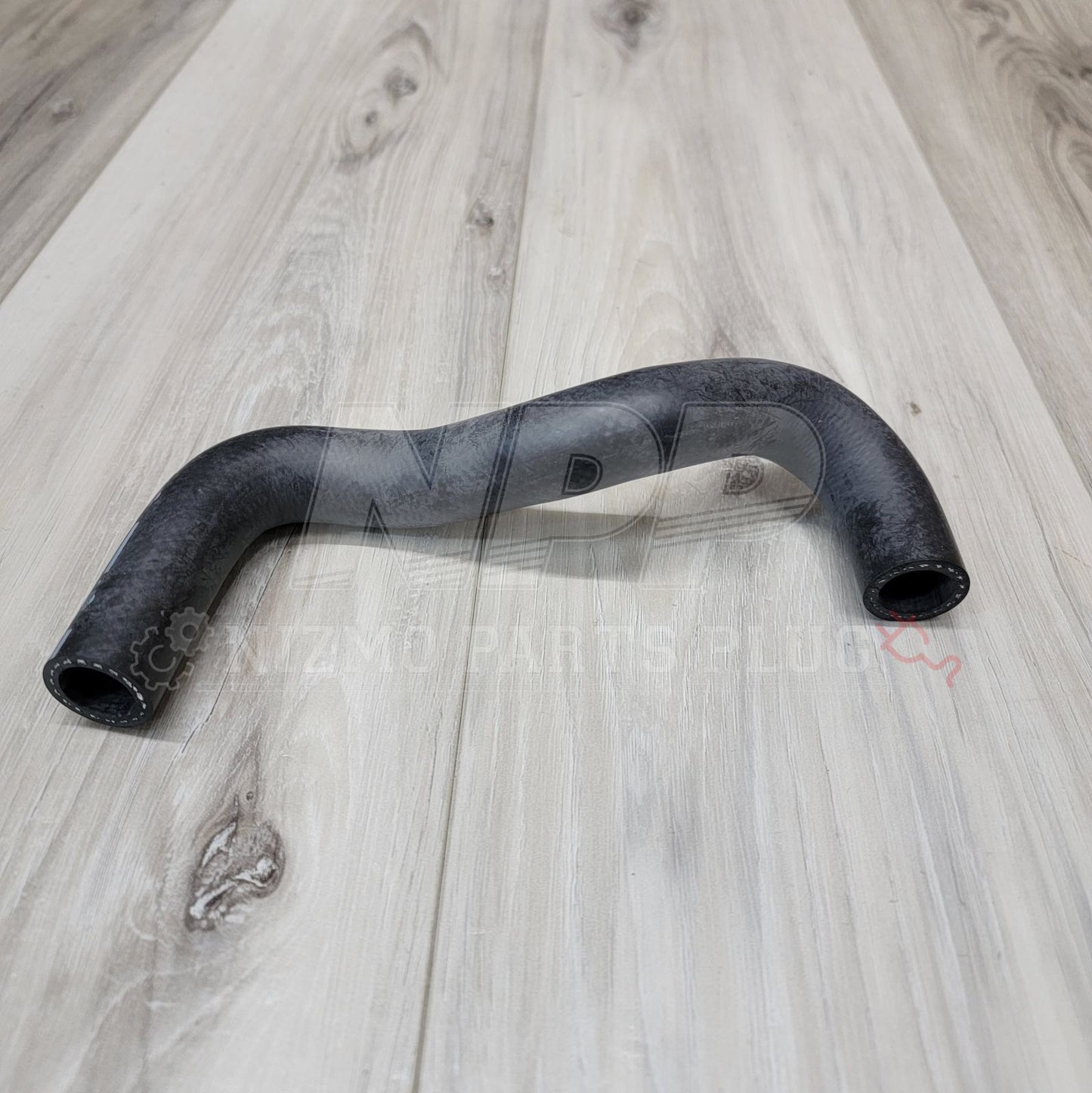 Nissan R33/34 Skyline Upper Heater Hose - NizmoPartsPlug