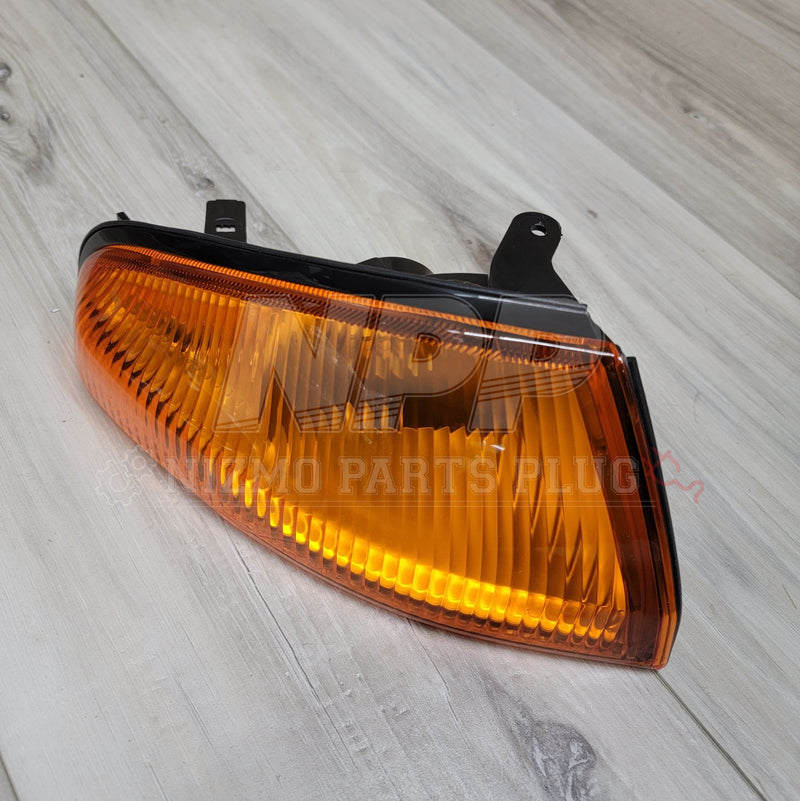 Load image into Gallery viewer, Nissan R32 Skyline GTR Amber Turn Signal Light Lamp Set - NizmoPartsPlug