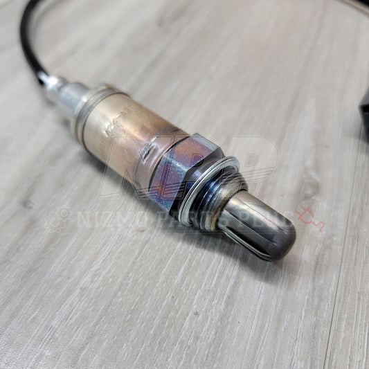 Nissan R33/34 Skyline GTR Rear 02 Oxygen Sensor - NizmoPartsPlug