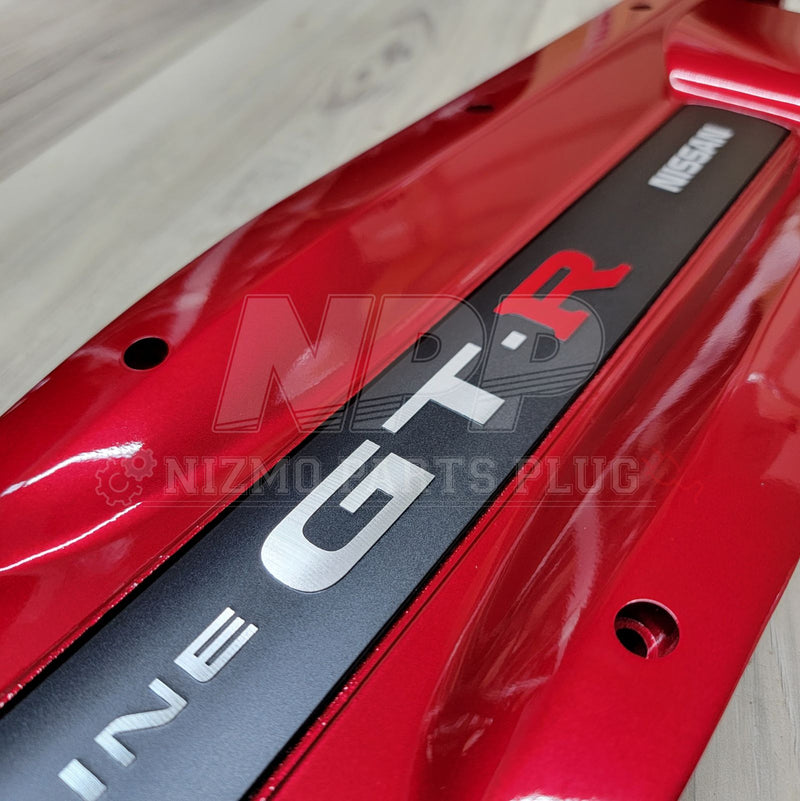 Load image into Gallery viewer, Nissan R34 Skyline GTR Engine Valve Cover Center Valley Ornament - NizmoPartsPlug
