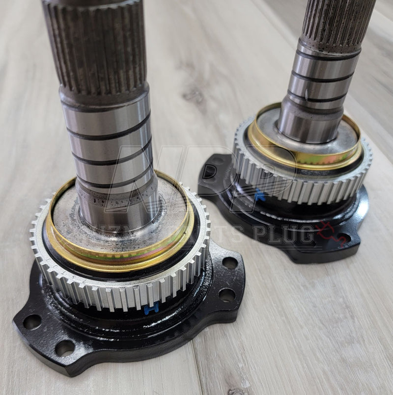 Load image into Gallery viewer, Nissan S15 Silvia Spec-R Helical LSD Output Flange Set - NizmoPartsPlug