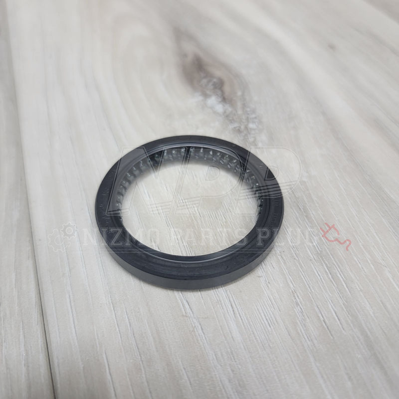 Load image into Gallery viewer, Nissan Skyline RB20/25/26 Front Main Crank Shaft Oil Seal - NizmoPartsPlug