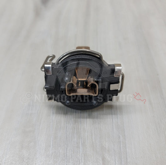 Nissan S13 Silvia/R32 Skyline Headlight Bulb Socket - NizmoPartsPlug