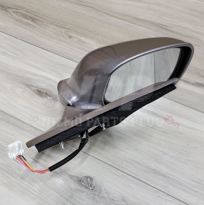 Load image into Gallery viewer, Nissan R34 Skyline GTR Folding Mirror Assembly (RH) (WV2) - NizmoPartsPlug
