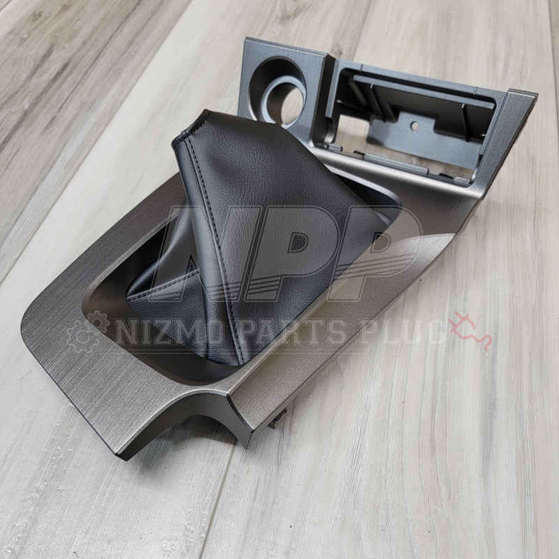 Load image into Gallery viewer, Nissan R34 Skyline GTR Console Shift Boot Assembly - NizmoPartsPlug