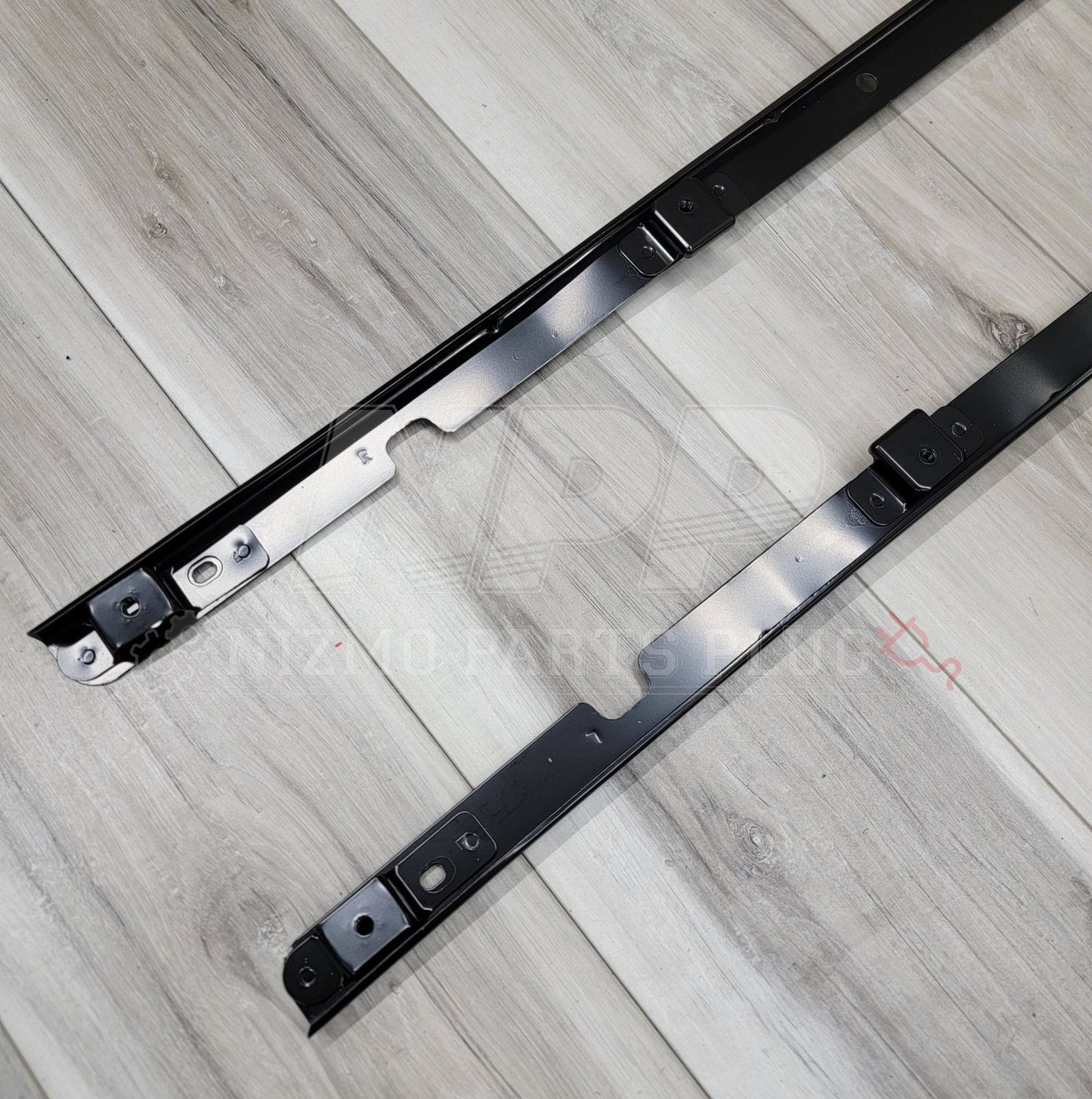 Nissan R34 Skyline GTR Front Fender Stiffener/Riser Set - NizmoPartsPlug