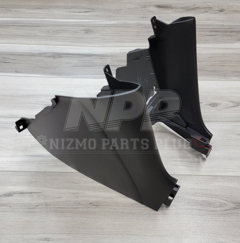Load image into Gallery viewer, Nissan R34 Skyline Center Console Lower Support Assembly - NizmoPartsPlug