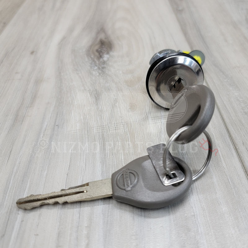 Load image into Gallery viewer, Nissan R34 Skyline Coupe Trunk Cylinder Lock Kit (Late Model) - NizmoPartsPlug