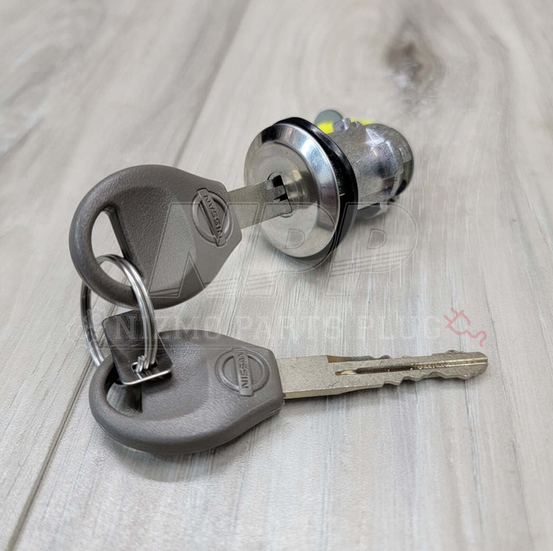 Load image into Gallery viewer, Nissan R34 Skyline Rear Trunk Cylinder Lock Kit (98-00) - NizmoPartsPlug