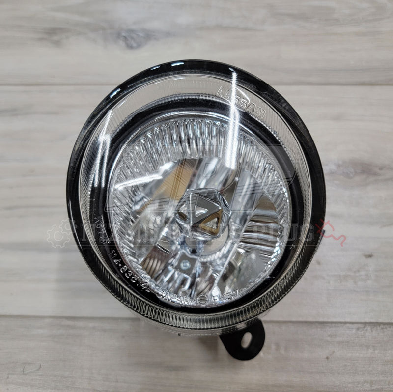 Load image into Gallery viewer, Nissan S15 Silvia Front Foglight Assembly RH Side - NizmoPartsPlug