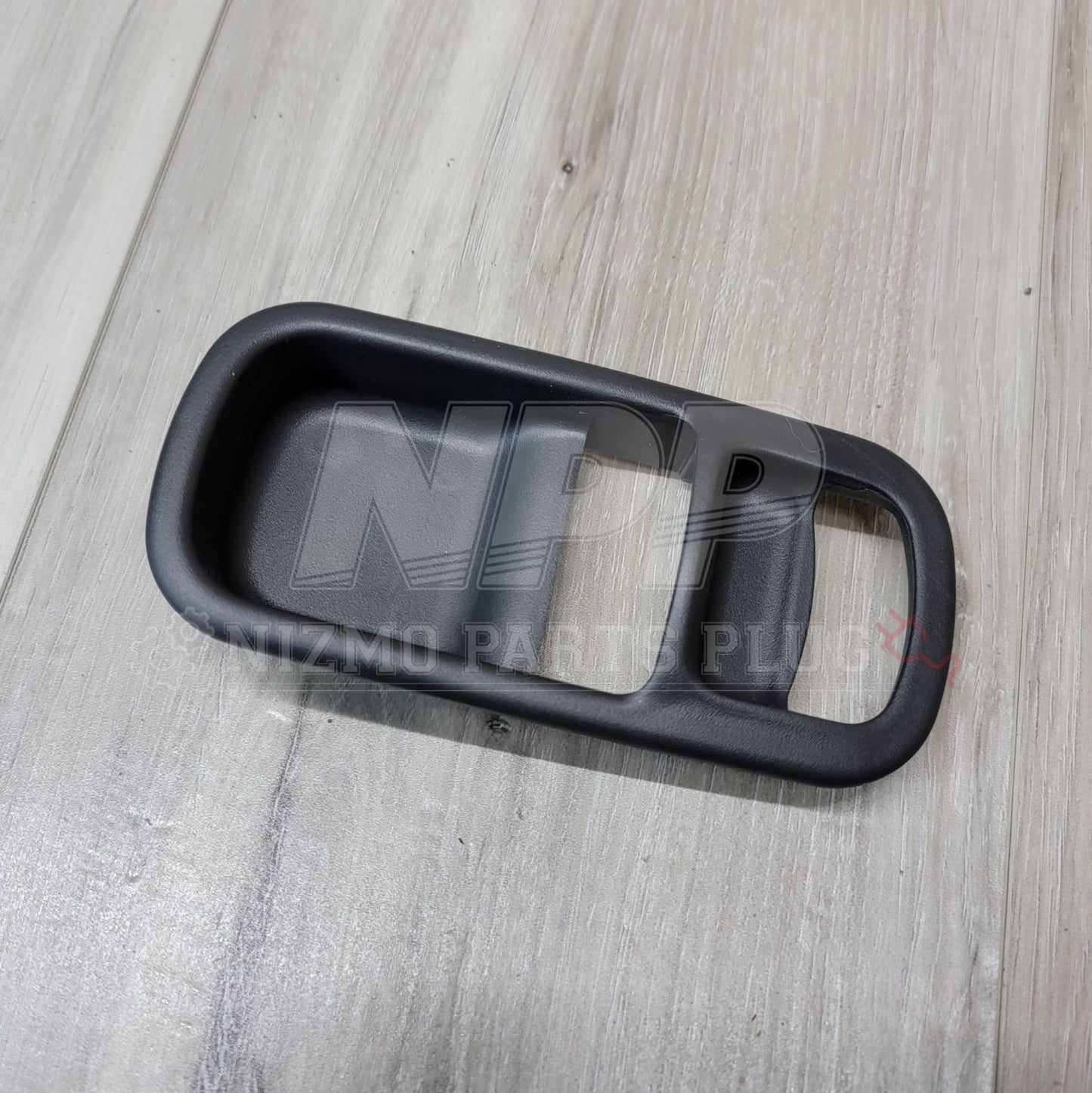 Nissan R32 Skyline Interior Door Handle Cover Finisher - NizmoPartsPlug