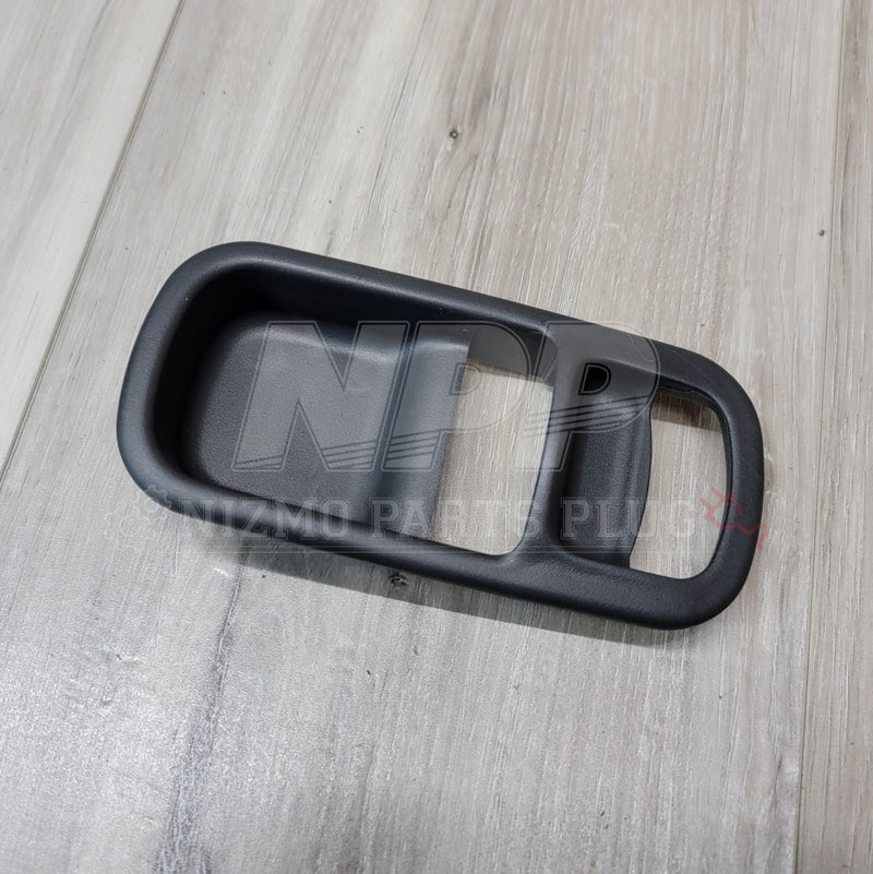 Load image into Gallery viewer, Nissan R32 Skyline Interior Door Handle Cover Finisher - NizmoPartsPlug
