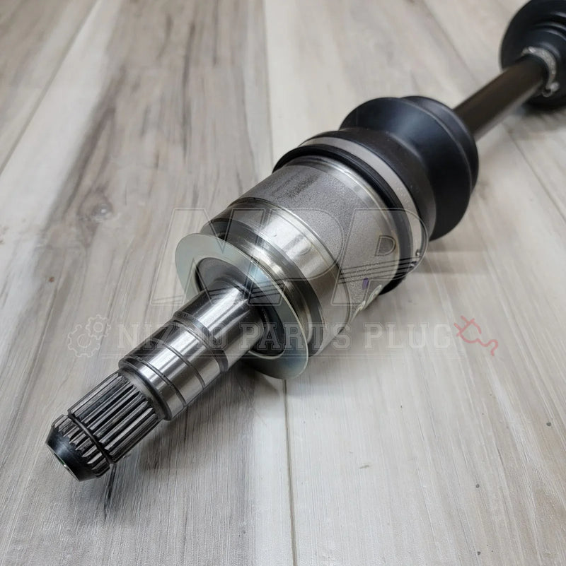 Load image into Gallery viewer, Nissan R32/33/34 Skyline GTR CV Drive Axle Assembly (Front RH) - NizmoPartsPlug