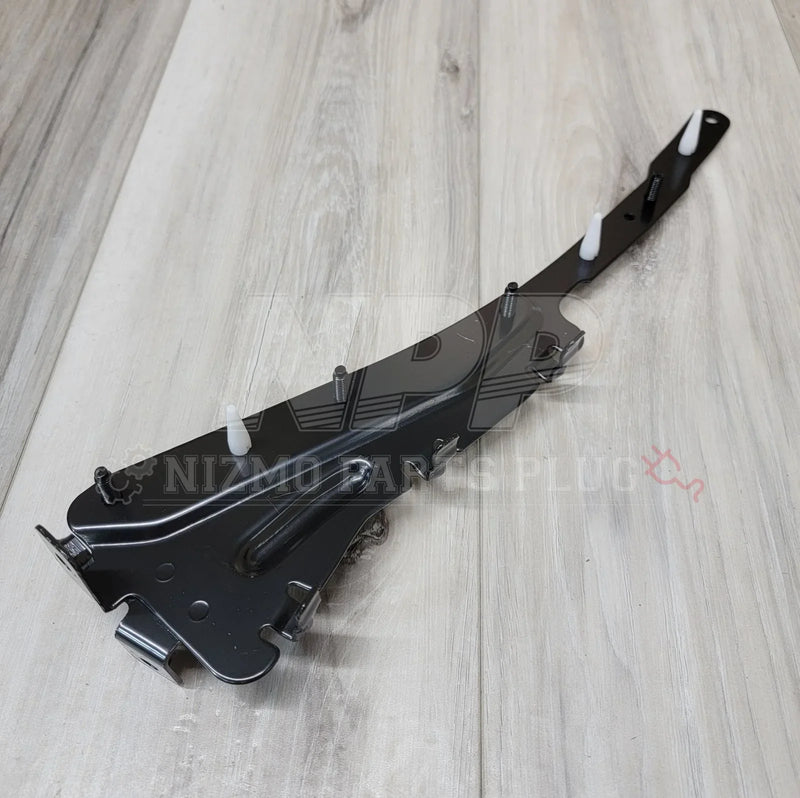 Load image into Gallery viewer, Nissan S13 180SX Type X Front RH Extension Bumper Bracket - NizmoPartsPlug