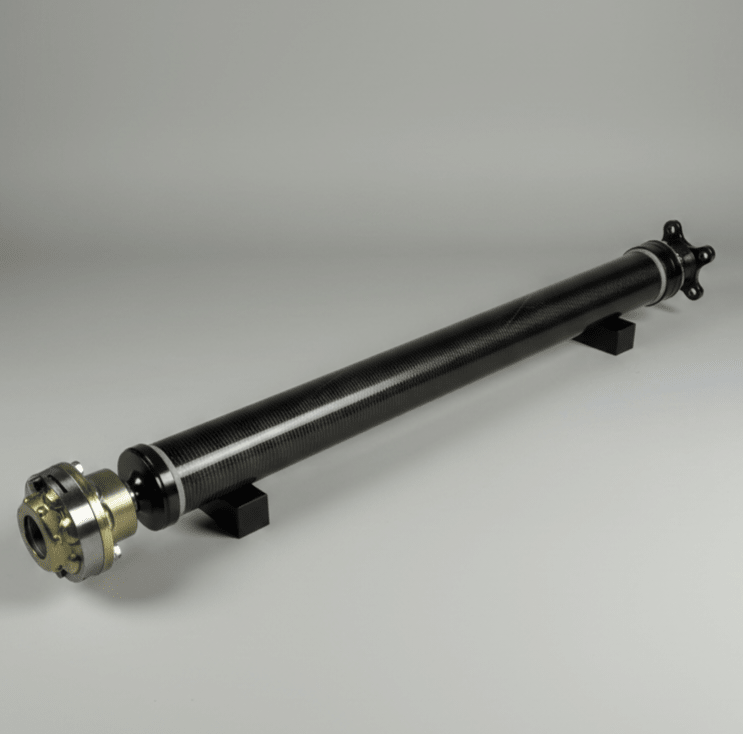Load image into Gallery viewer, Obsession R USA Pre-Preg Dry Carbon Driveshaft Dual CV for Skyline BNR32 BCNR33 BNR34 GTR
