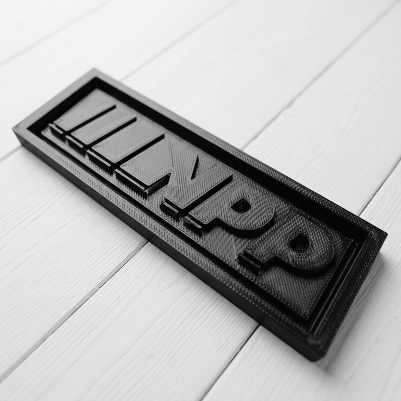 Load image into Gallery viewer, Nizmo Parts Plug 400R Style Logo Flat-Type Emblem
