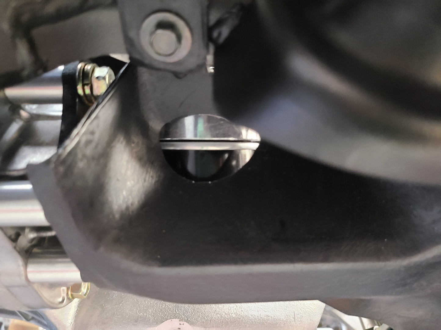 U.P.G Skyline GTR oil filter relocation kit with Greddy oil cooler adapter