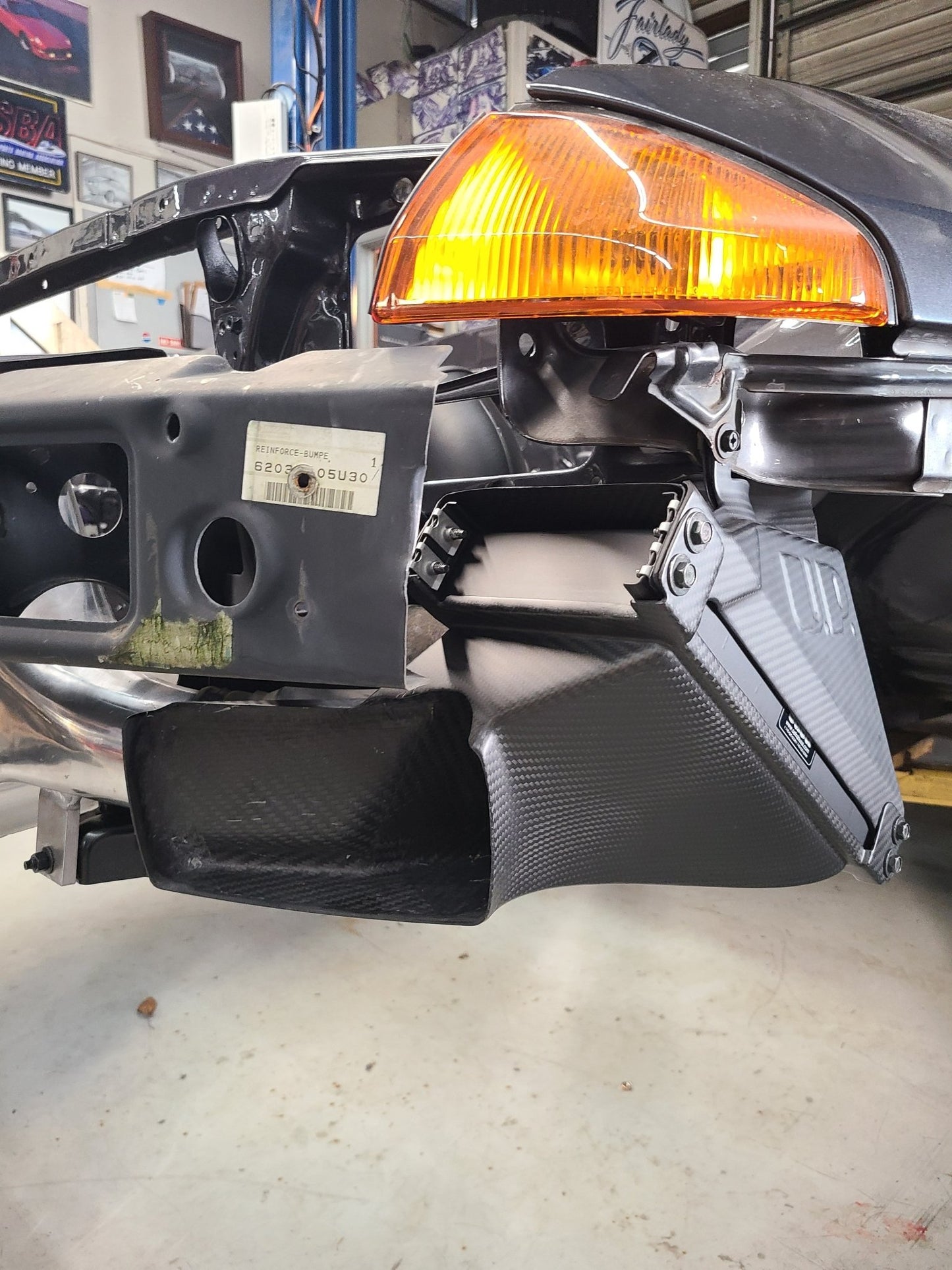 U.P.G R32 GTR oil cooler with carbon ducting -cooler/duct combo-