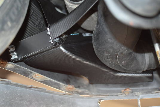 U.P.G R32 GTR oil cooler with carbon ducting -complete-