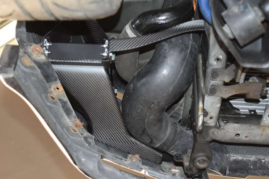 U.P.G R32 GTR oil cooler with carbon ducting -complete-