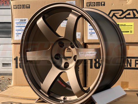 Load image into Gallery viewer, Volk Racing TE37 Saga S Plus in 18x9.5 +12 5-114.3 Set
