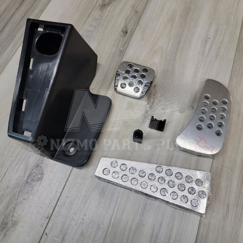 Load image into Gallery viewer, Nissan R34 Skyline Automatic to Manual Clutch Pedal Kit - NizmoPartsPlug
