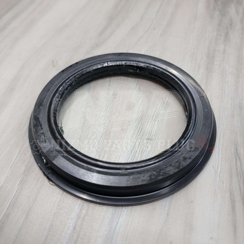 Load image into Gallery viewer, Nissan R32-34 Skyline GTR Rear Wheel Hub Grease Seal - NizmoPartsPlug
