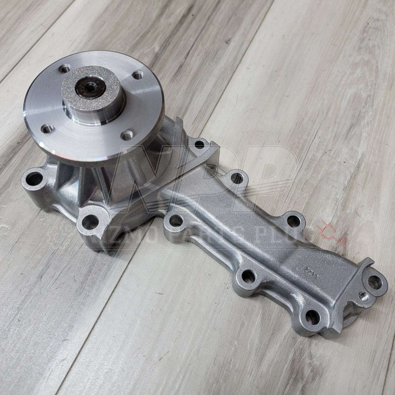 Load image into Gallery viewer, Nissan R32 Skyline GTR Water Pump Assembly RB26DETT - NizmoPartsPlug

