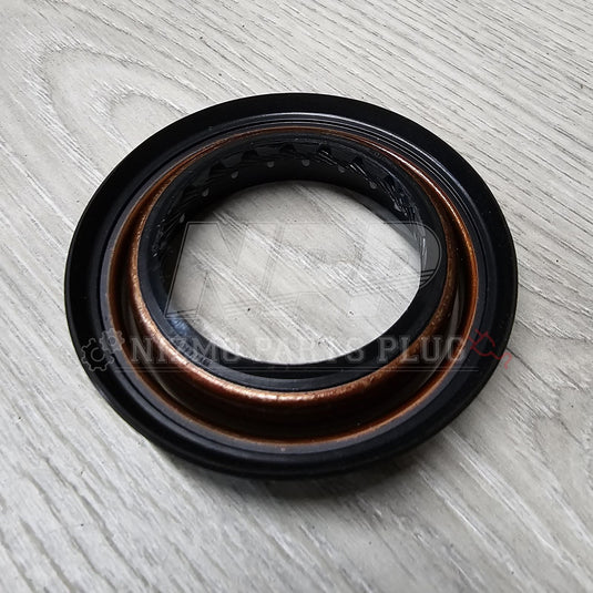 Nissan R32-34 Skyline GTR Transfer Case Front Oil Seal - NizmoPartsPlug
