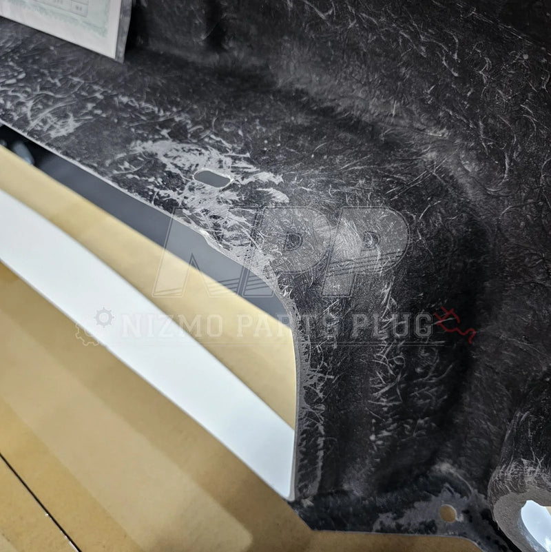 Load image into Gallery viewer, Nissan R33 Skyline GT-R 400R Nismo Front Bumper Assembly - NizmoPartsPlug
