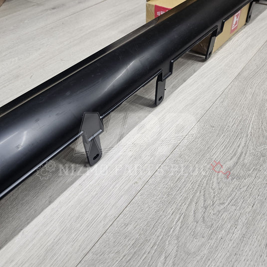 Nissan R34 Skyline GTR LH Center Sideskirt Assembly - NizmoPartsPlug