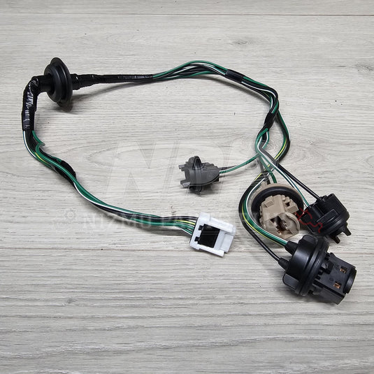 Nissan R34 Skyline Coupe Taillight Socket Sub Harness - NizmoPartsPlug