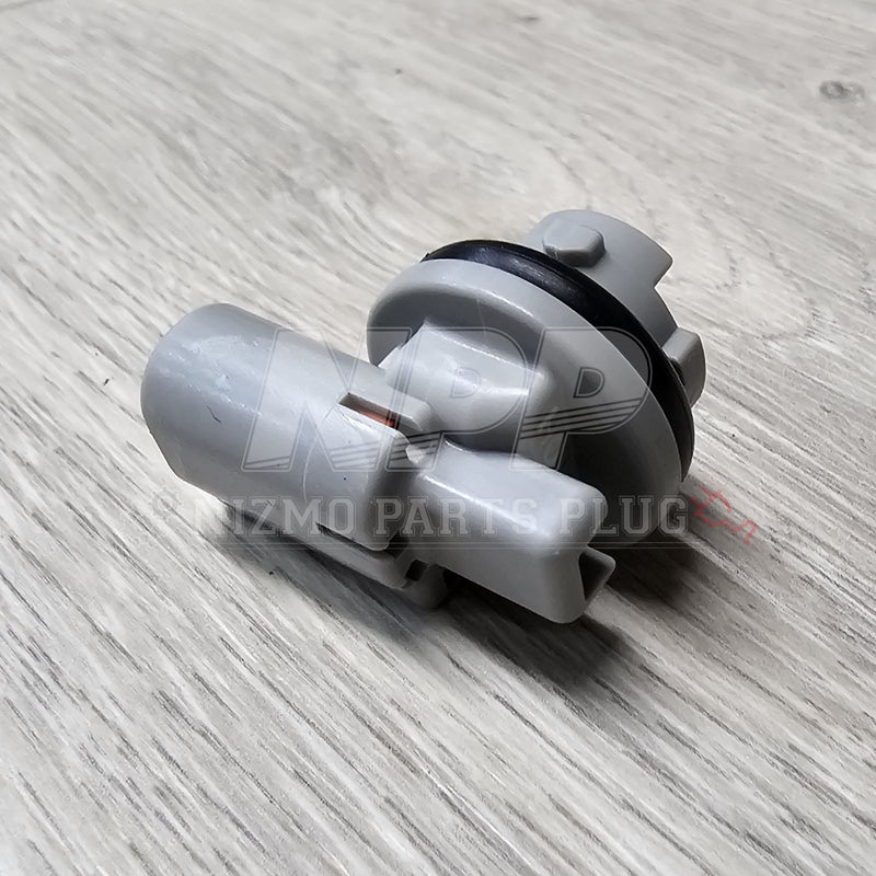 Load image into Gallery viewer, R33/34 Skyline GT/GTR Winker Lamp Socket (4 Pin Lock) - NizmoPartsPlug
