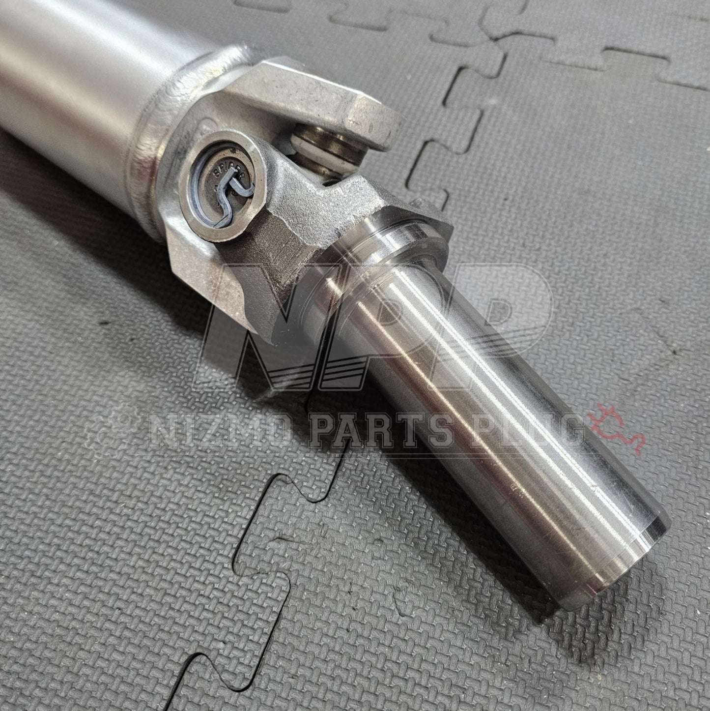 NPP Nissan R34 Skyline GTT Performance 1 Piece DriveShaft Assembly