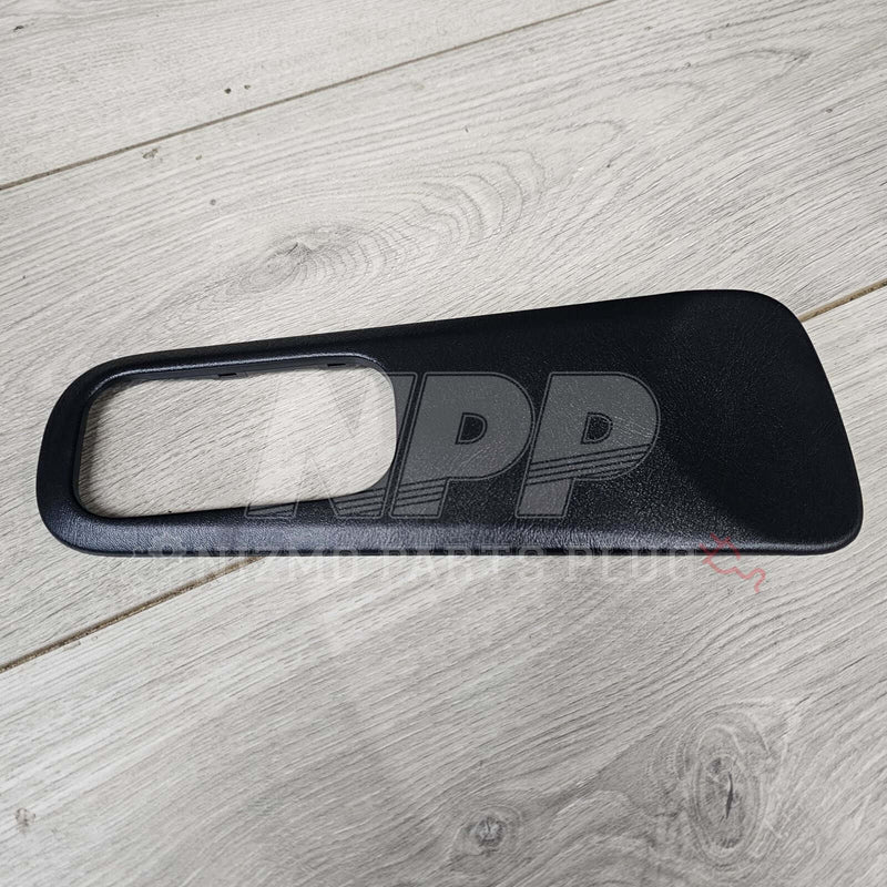 Load image into Gallery viewer, Nissan S15 Silvia Interior Door Finisher Cover W/O Grille Set - NizmoPartsPlug
