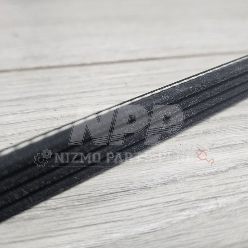 Load image into Gallery viewer, Nissan R34 Skyline GTR Accessory Belts Set (A/C|P/S|ALT) - NizmoPartsPlug
