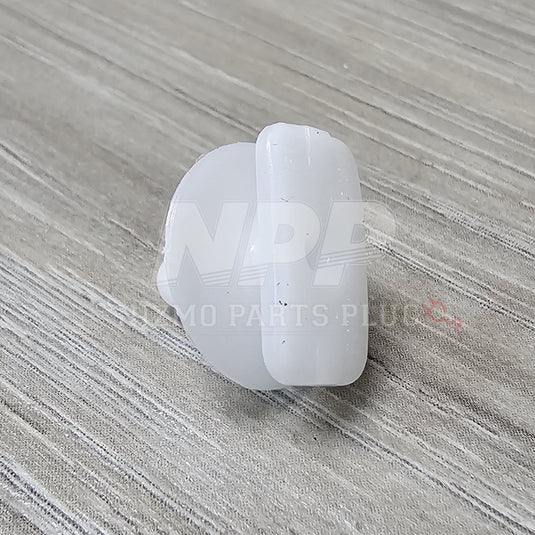 OEM Nissan Sideskirt Mounting Clip (Single) - NizmoPartsPlug