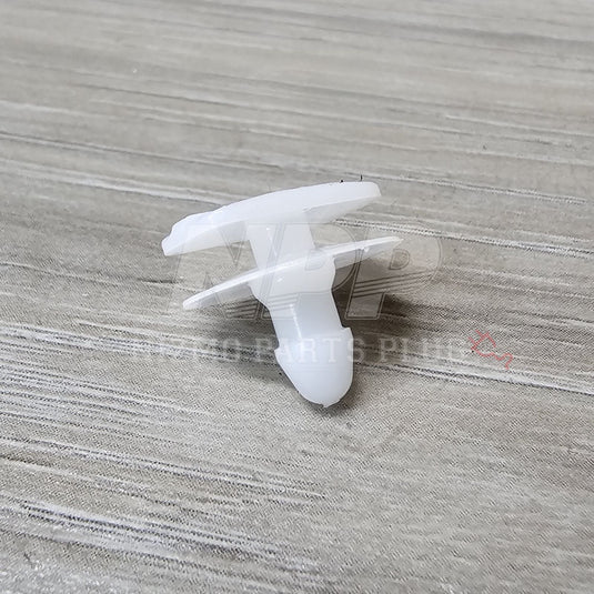 OEM Nissan Sideskirt Mounting Clip (Single) - NizmoPartsPlug