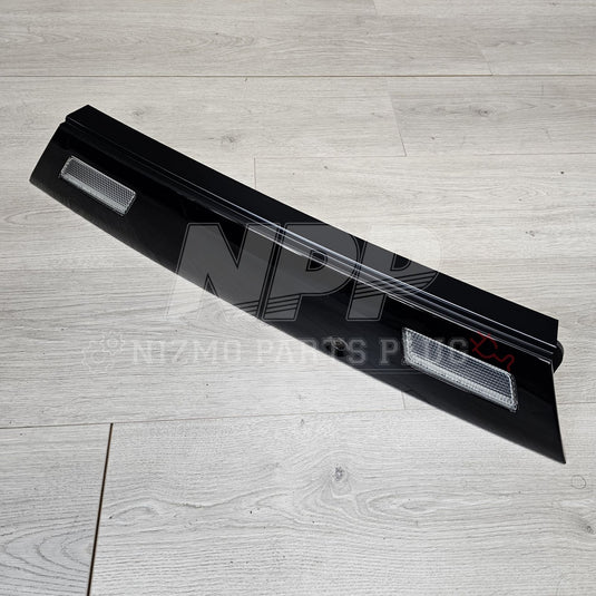 Nissan RPS13 180SX Type-X Center Reverse Lamp Taillight Assembly - NizmoPartsPlug