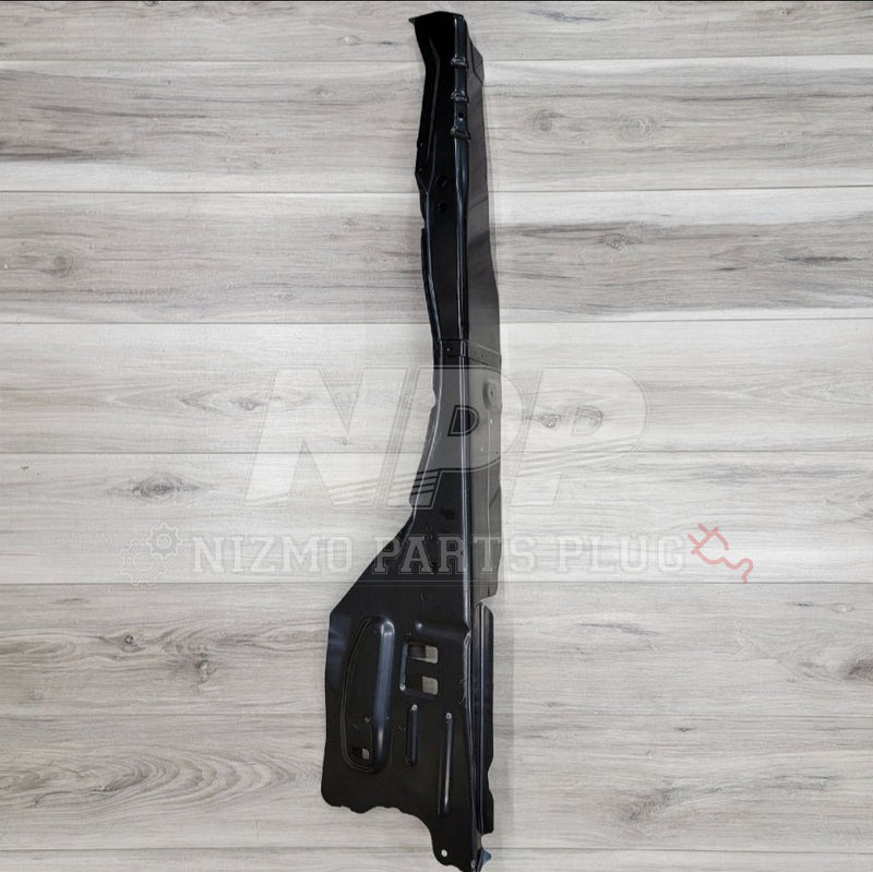 Load image into Gallery viewer, Nissan R34 Skyline Front HoodLegde Reinforcement Set - NizmoPartsPlug

